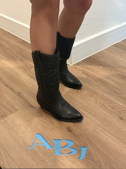 Black Cowboy Boots
