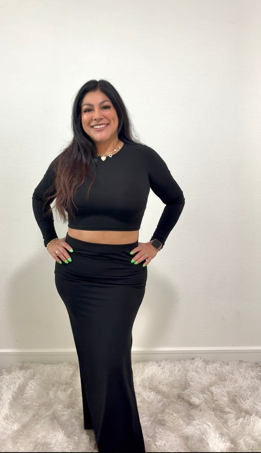 Silhouette Skirt Set