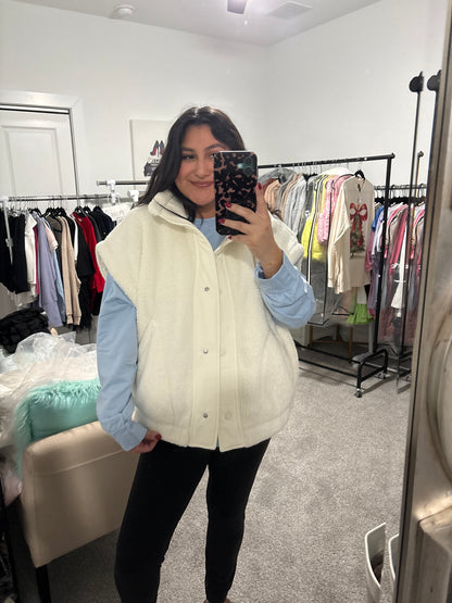 Vanilla Sherpa Vest